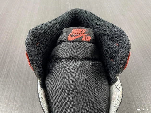 One Kick 1 Red' Retro 'Track Air High OG 555088-112 Jordan 0730